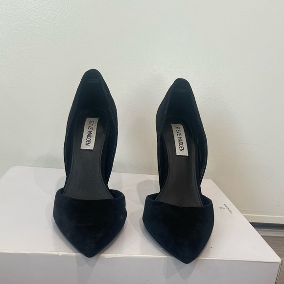 Steve Madden Black Suede Stiletto Heel - Picture 4 of 7